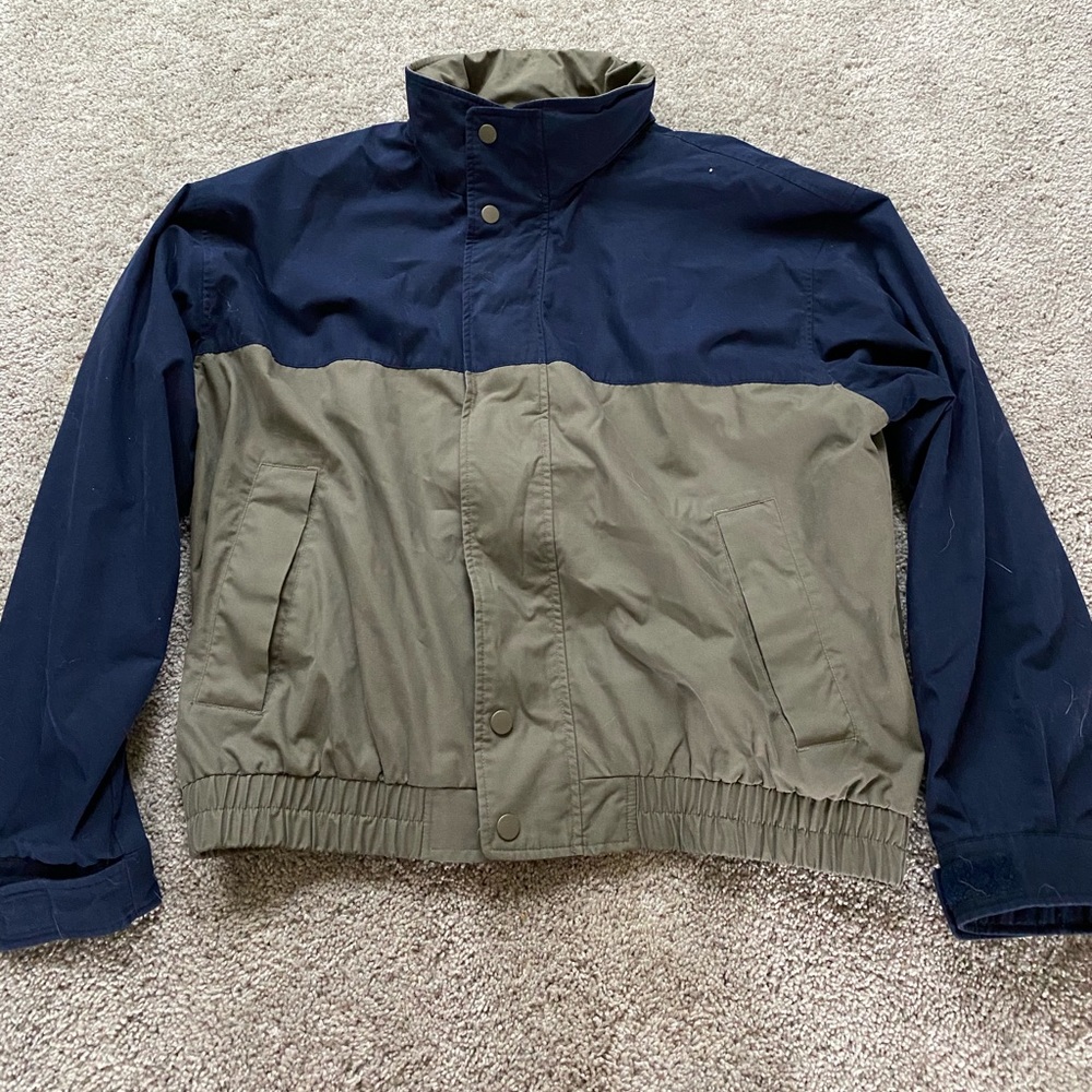 Round Tree and Yorke Waterproof Jacket Size XL